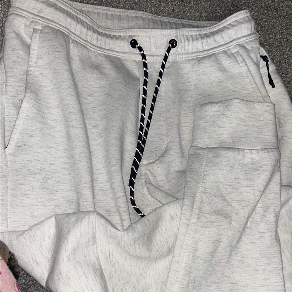 Men’s American Eagle Cozy Gray Joggers with Drawstring